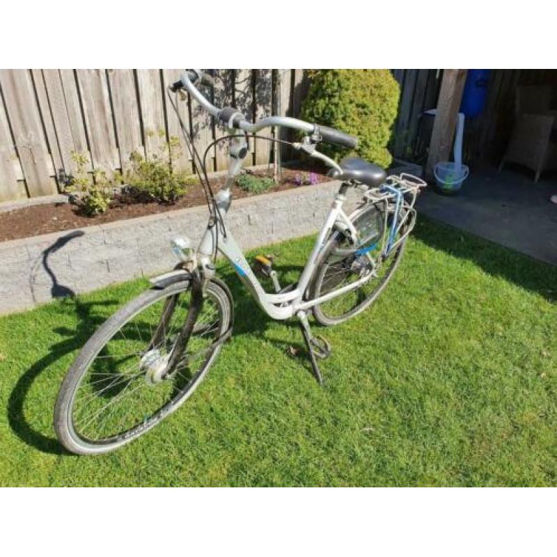 Batavus Weekend (framemaat 53, 8 versnellingen)