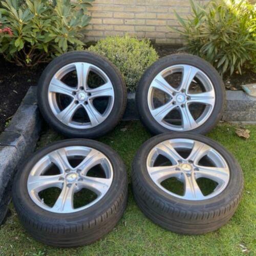 Velgen Mercedes w 213. 17 inch 245 breed 45 hoog