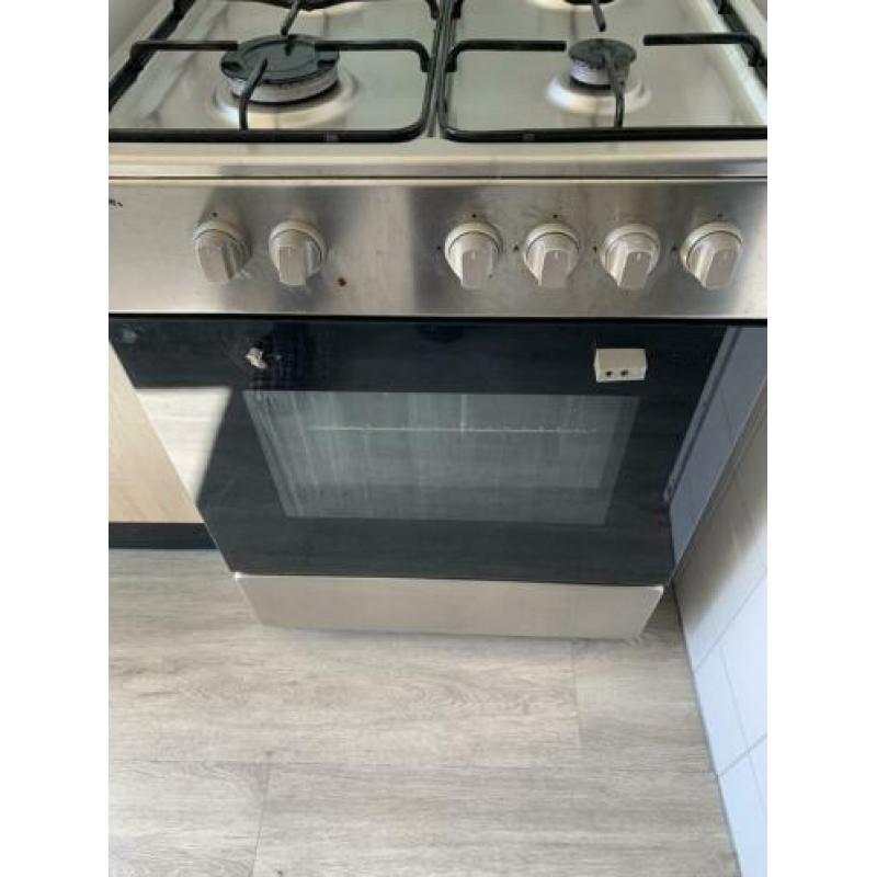 Gebruikte ETNA gasfornuis klein defect
