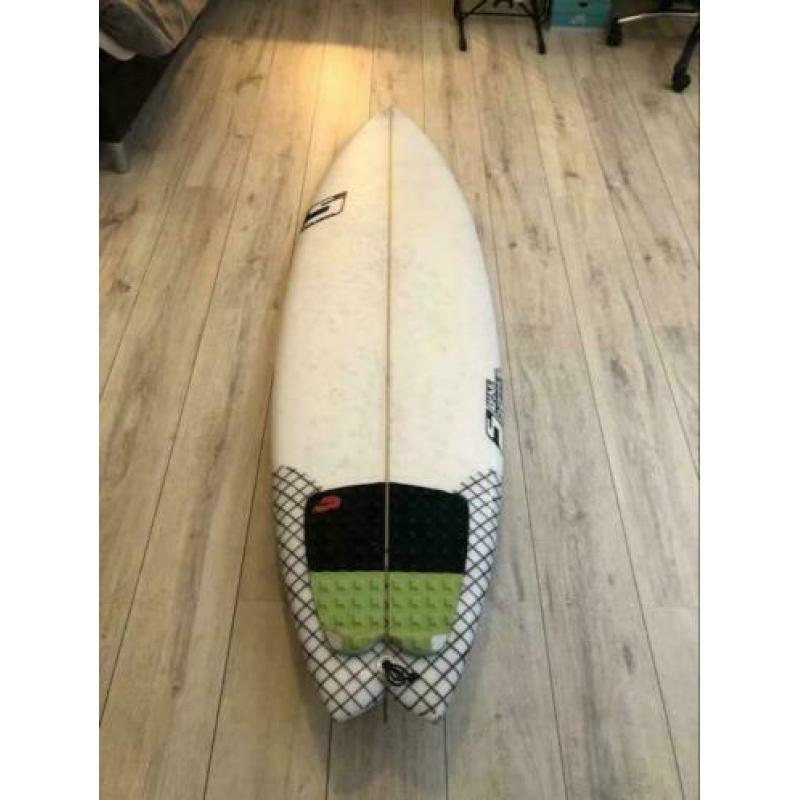 Luke Studer 6,4 fish + carbon vinnen