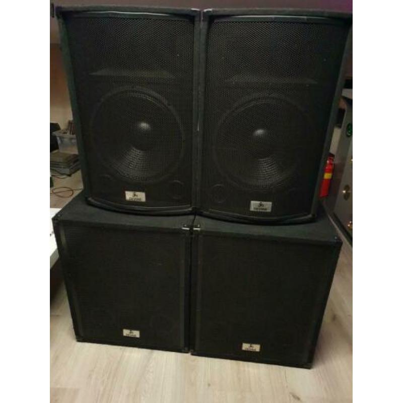 2x devine mkii 18 inch 2x devine trono 15 inch nieuwstaat!