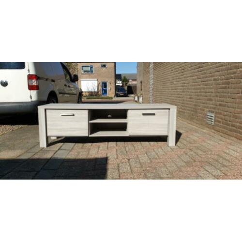 Mick tv meubel te koop licht grijs.