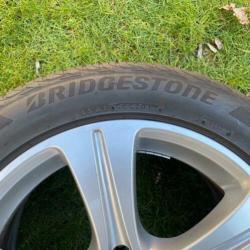 Velgen Mercedes w 213. 17 inch 245 breed 45 hoog