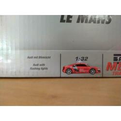 Carrera Evolution slot-car baan Le-Mans Pacecar & Corvette