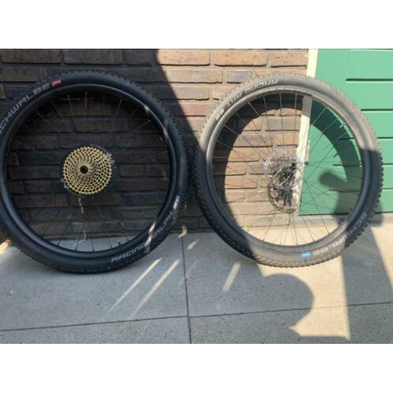 9th Wave Ninefold Yarrow carbon wielset