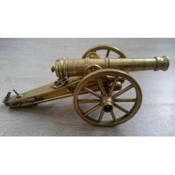 Antieke Geweer bronze
