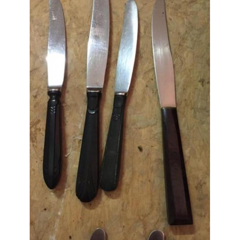 Jaren 30 - Art Deco - messen met bakelieten handvat