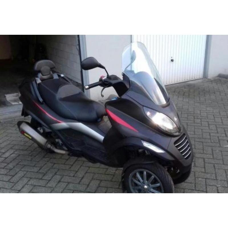 , MP3 PIAGGIO 400, 2750 EURO, ;ZWART , en ROLEX EN MEER!