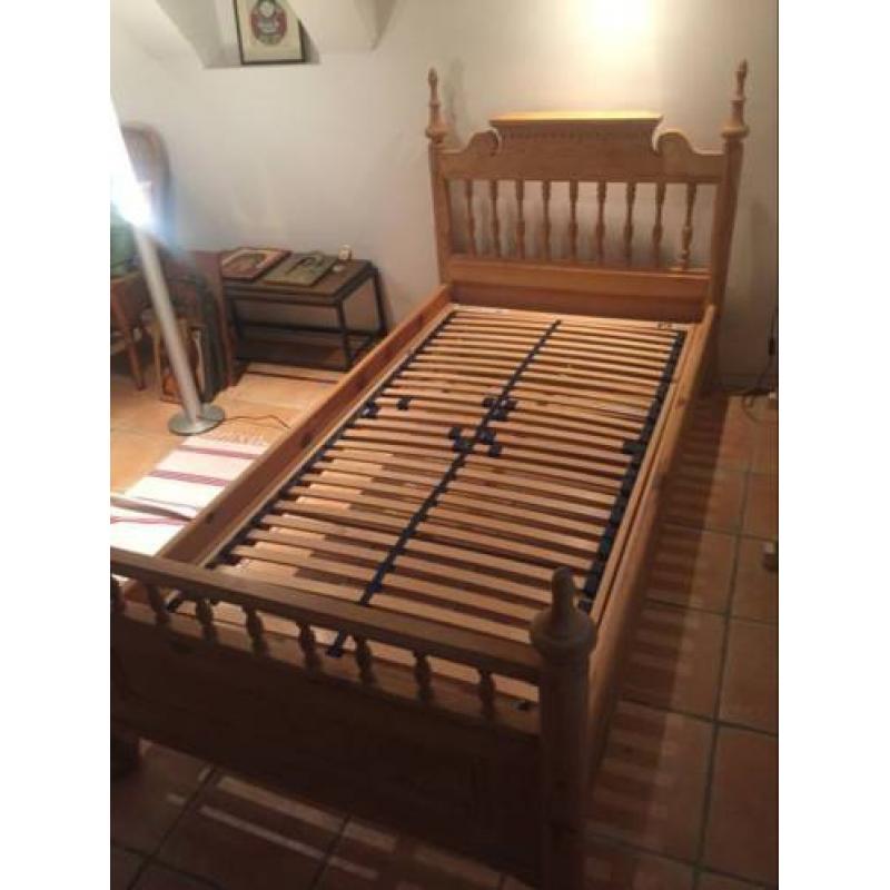 Antiek grenen 1-persoons bed