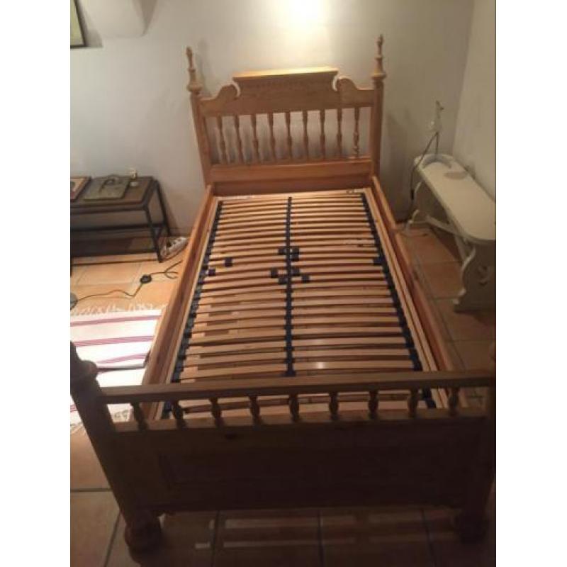 Antiek grenen 1-persoons bed