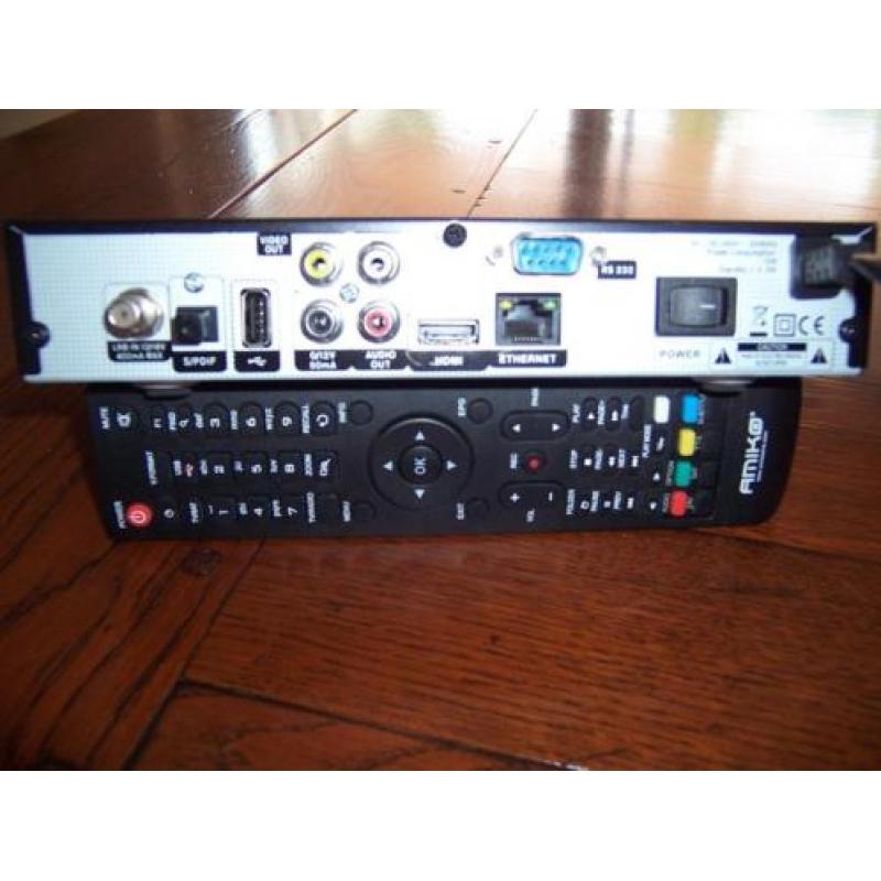Complete sateliet schotelset,met HD ontvanger en smartcard