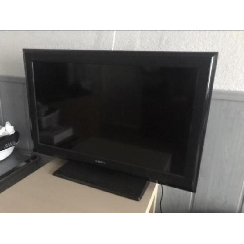 Nette Sony: 32inch Lcd tv, 3x HDMI! Met Remote! Werkt Goed