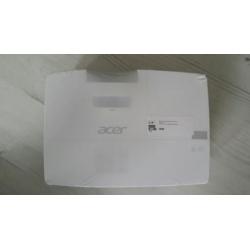 Acer shortthrow beamer 3100 ansi 13.000:1 contrast garantie