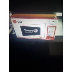 BIG TV lG SMART TV 55 INCH 3D FULL HD AMBILIGHT €490