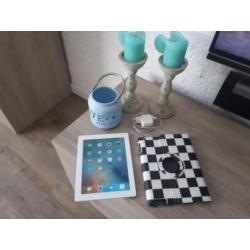Nette IPad 3 met een Retina display, WI-FI & 4G.