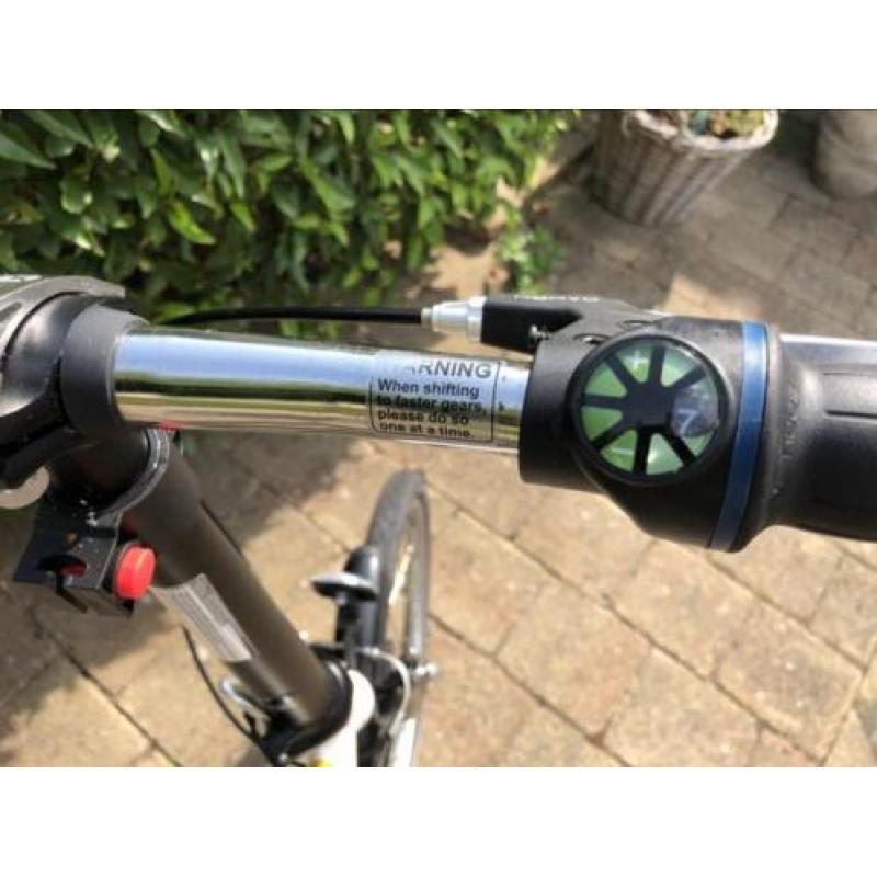 Te koop Dahon vouwfiets 20 inch, gewicht 11,9kg.