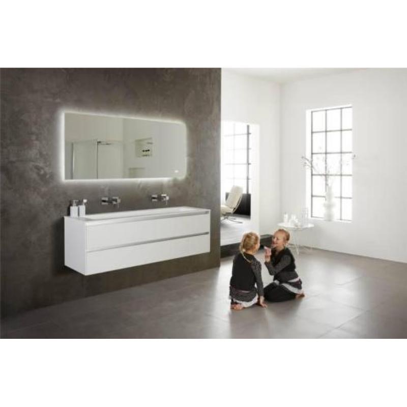Badmeubel Frozen Solid Surface 160cm met led spiegel