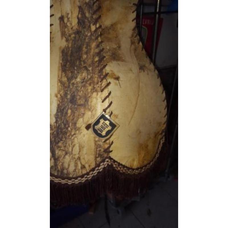 4 hang lampen en houten gordijn ringen