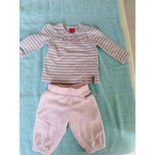 Lief setje zacht roze velours broekje en 't shirt stof truit