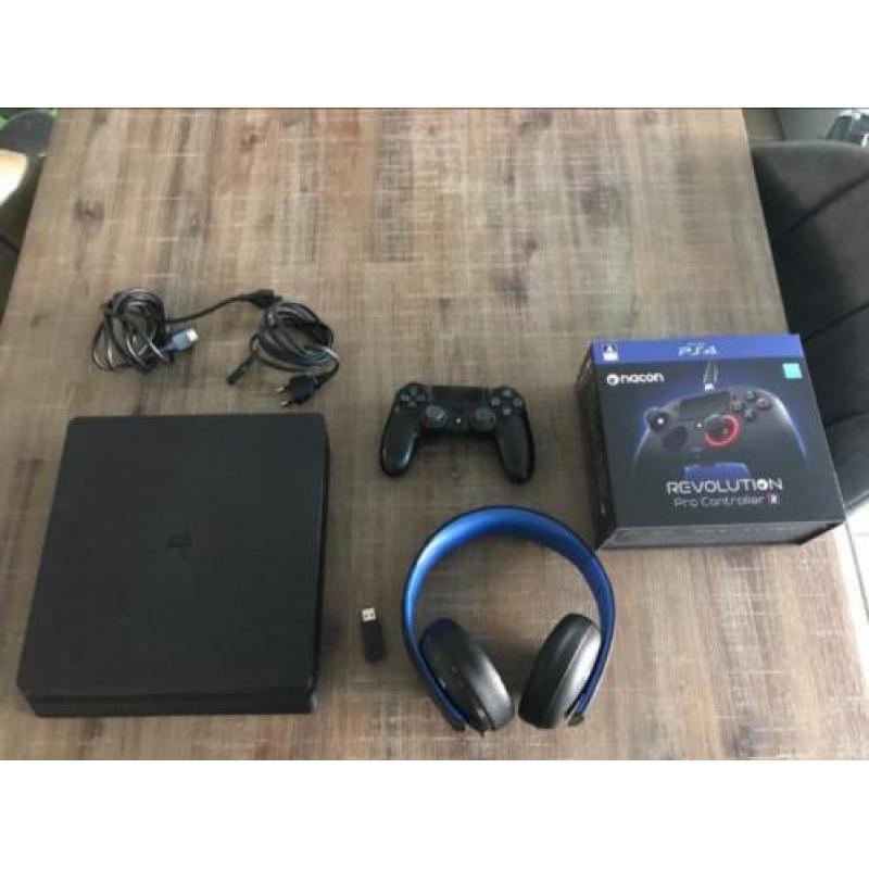 Te koop PlayStation 4 slim 1 TB
