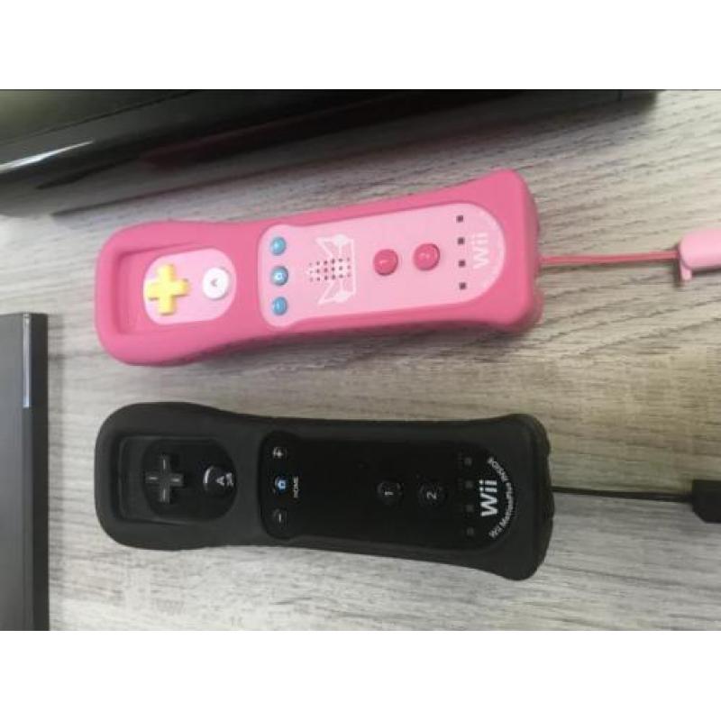 Wii U + Mario Kart 8, Zelda, Mario Party 10, Nintendoland