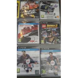 Playstation 3 incl 2 controllers en 12 spellen.