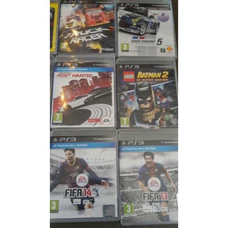 Playstation 3 incl 2 controllers en 12 spellen.