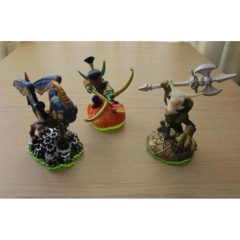 3 sky landers